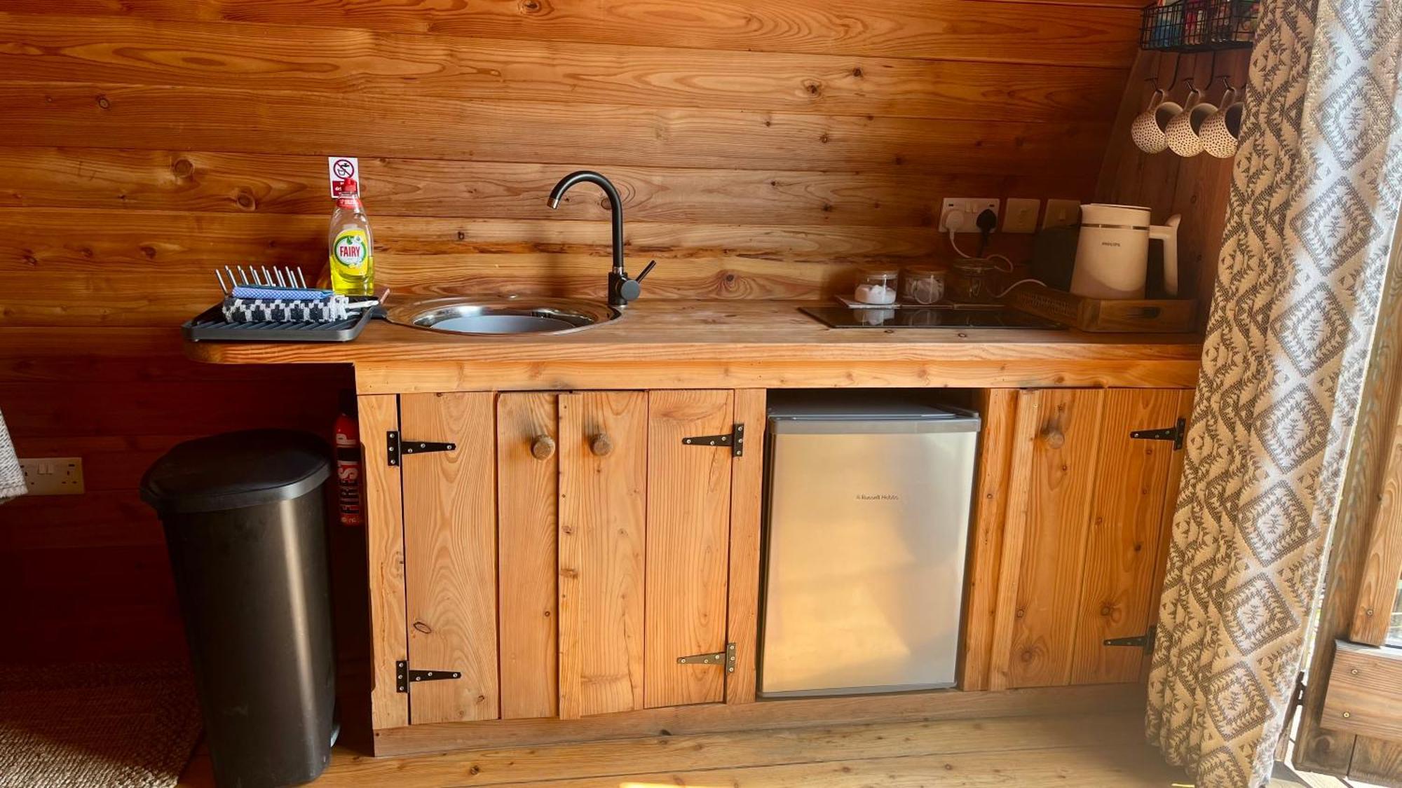 Hendre-aur Glamping Pod Campeggio *